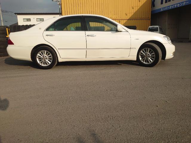 クラウン ロイヤルエクストラ カロッツェリアナビテレビ タクシー使用車両 左リヤ自動ドア事業用使用にて整備記録簿53枚有ります(5枚目)