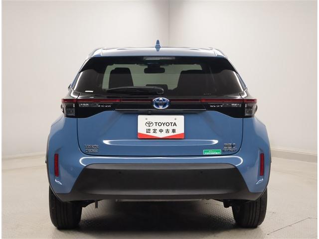 ヤリスクロス ハイブリッドＧ　ＥＳＣ　メディアプレイヤー接続　点検記録簿　衝突軽減　ナビ＆ＴＶ　フルセグ　盗難防止装置　スマートキー　キーレス　ＥＴＣ　オートエアコン　オートクルーズコントロール　バックカメラ　４ＷＤ　ＤＶＤ再生（2枚目）