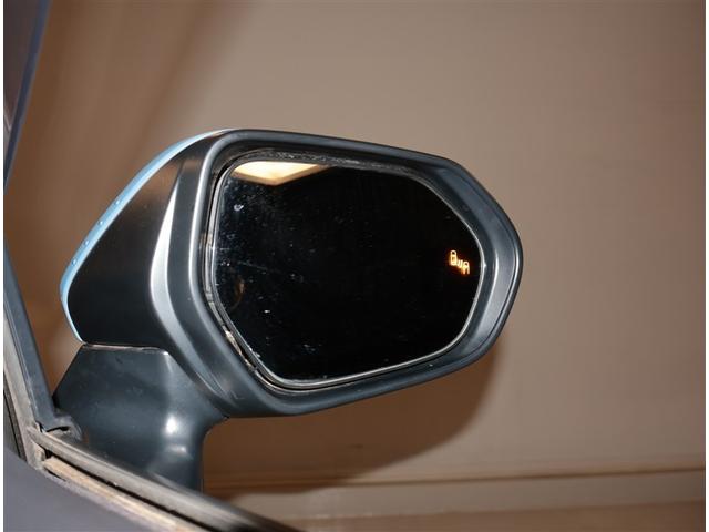 ヤリスクロス ハイブリッドＧ　ＥＳＣ　メディアプレイヤー接続　点検記録簿　衝突軽減　ナビ＆ＴＶ　フルセグ　盗難防止装置　スマートキー　キーレス　ＥＴＣ　オートエアコン　オートクルーズコントロール　バックカメラ　４ＷＤ　ＤＶＤ再生（19枚目）