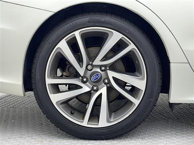 レヴォーグ １．６ＧＴ－Ｓアイサイト　社外ＳＤナビ　フルセグ　Ｂｌｕｅｔｏｏｔｈ　バックモニター　ＥＴＣ　前方ドライブレコーダー　ＥｙｅＳｉｇｈｔ　全車速追従機能付きクルーズコントロール　純正１８インチアルミホイール　パドルシフト（40枚目）
