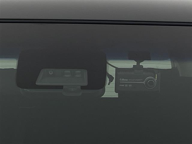 デリカＤ：５ Ｇ　パワーパッケージ　ワンオーナー　両側パワースライド　ＬＥＤヘッドライト　衝突被害軽減ブレーキ　バックモニター　フルセグＴＶ　Ｂｌｕｅｔｏｏｔｈ　スマートキー　シートヒーター　ＥＴＣ　パワーバックドア　レーンキープ（4枚目）