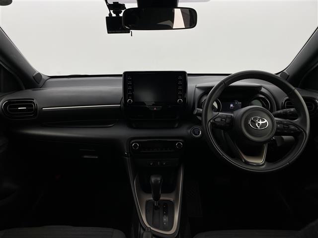 ヤリス Ｚ　純正ディスプレイオーディオ　　衝突被害軽減ブレーキ　ドラレコ　Ｂｌｕｅｔｏｏｔｈ　スマートキー　シートヒーター　レーダークルーズ　コーナーセンサー　レーンキープ　ウィンカーミラー　プッシュスタート（40枚目）