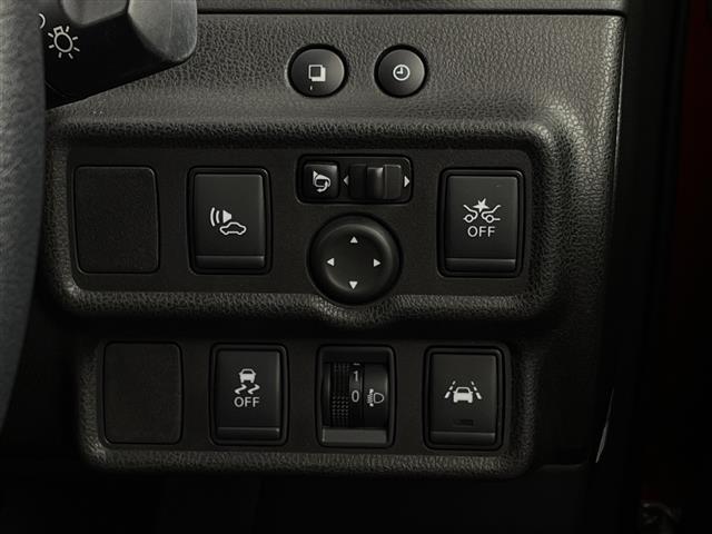 ノート ｅ－パワー　Ｘ　純正ナビ　フルセグＴＶ　アラウンドビュー　ドラレコ　衝突被害軽減ブレーキ　Ｂｌｕｅｔｏｏｔｈ　スマートキー　ＥＴＣ　レーダークルーズ　コーナーセンサー　ＤＶＤ　純正アルミ　ウィンカーミラー　電格ミラー（16枚目）