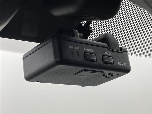 ノート ｅ－パワー　Ｘ　純正ナビ　フルセグＴＶ　アラウンドビュー　ドラレコ　衝突被害軽減ブレーキ　Ｂｌｕｅｔｏｏｔｈ　スマートキー　ＥＴＣ　レーダークルーズ　コーナーセンサー　ＤＶＤ　純正アルミ　ウィンカーミラー　電格ミラー（20枚目）