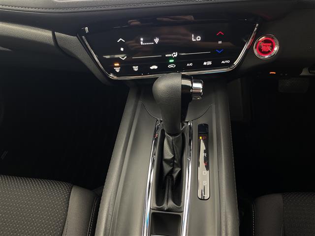 ヴェゼル X・ホンダセンシング 純正8インチインターナビ LEDヘッドライト バックモニター フルセグTV ドラレコ Bluetooth スマートキー ETC レーダークルーズ レーンキープ 純正アルミ プッシュスタート スペアキー(10枚目)