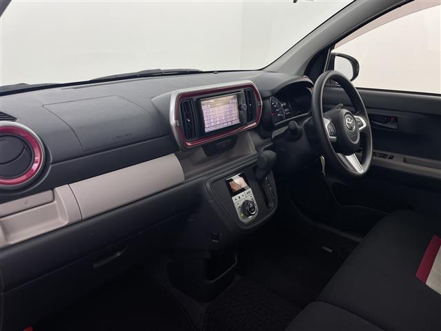 パッソ モーダ S 純正メモリナビ 衝突被害軽減ブレーキ スマートキー コーナーセンサー 純正アルミ プッシュスタート アイドリングストップ(8枚目)