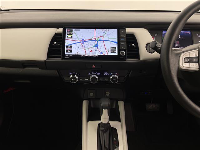 フィット ホーム　メモリナビ　ＣＤ　ＢＴ　ＤＶＤ　フルセグ　ＥＴＣ　バックカメラ　ＬＥＤライト（10枚目）