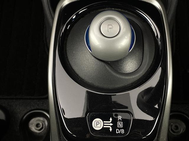 ノート e-パワーオーテック スポーツスペック 純正ナビ バックモニター フルセグTV 前後ドラレコ 衝突被害軽減ブレーキ フルエアロ クルーズコントロール HIDオートライト Bluetooth スマートキー ETC レーンキープ DVD(18枚目)