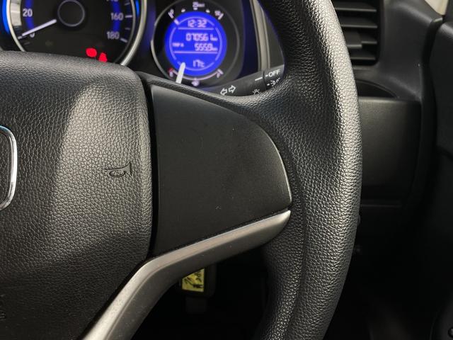 フィット １３Ｇ・Ｆパッケージ　メモリナビ　ＣＤ　ＤＶＤ　ＥＴＣ　バックカメラ　ハロゲン　ワンセグ（24枚目）