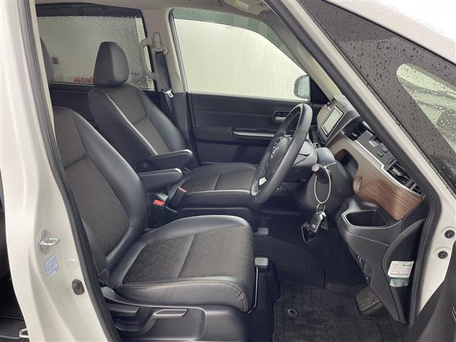 フリード+ハイブリッド ハイブリッド・クロスター 両側パワースライド バックモニター 純正ナビ 衝突被害軽減ブレーキ LEDヘッドライト フルセグTV ドラレコ Bluetooth スマートキー シートヒーター ETC ルーフレール レーダークルーズ(23枚目)