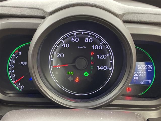 N-ONE G・Lパッケージ 4WD LEDヘッドライト スマートキー 純正オーディオ プッシュスタート ミラーヒーター ウィンカーミラー 電格ミラー スペアキー アイドリングストップ 冬タイヤ 純正フロアマット シガーソケット(10枚目)