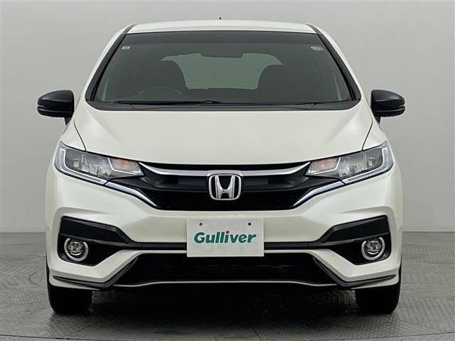 フィットハイブリッド Ｓパッケージ　ＬＥＤヘッドライト　フルセグＴＶ　ＳＤナビ　ＥＴＣ　Ｂｌｕｅｔｏｏｔｈ　スマートキー　クルーズコントロール　ＤＶＤ　純正アルミ　ウィンカーミラー　プッシュスタート　パドルシフト　冬タイヤ　スペアキー（28枚目）