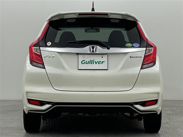 フィットハイブリッド Ｓパッケージ　ＬＥＤヘッドライト　フルセグＴＶ　ＳＤナビ　ＥＴＣ　Ｂｌｕｅｔｏｏｔｈ　スマートキー　クルーズコントロール　ＤＶＤ　純正アルミ　ウィンカーミラー　プッシュスタート　パドルシフト　冬タイヤ　スペアキー（31枚目）