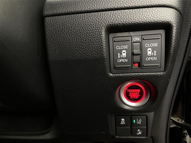 N-BOXカスタム G・Lターボホンダセンシング 純正メモリナビ バックモニター ETC 両側パワースライドドア ハーフレザーシート フルセグTV Bluetooth接続 パドルシフト 衝突被害軽減ブレーキ(15枚目)