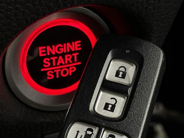 N-BOXカスタム G・Lターボホンダセンシング 純正メモリナビ バックモニター ETC 両側パワースライドドア ハーフレザーシート フルセグTV Bluetooth接続 パドルシフト 衝突被害軽減ブレーキ(18枚目)