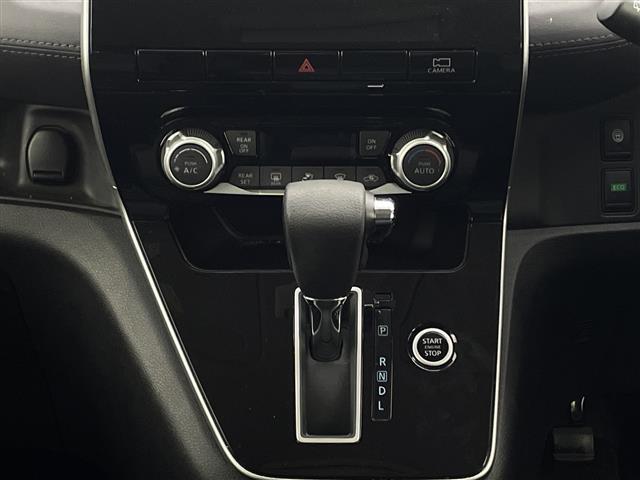 セレナ ハイウェイスターV ワンオーナー 純正SDナビ アラウンドビュー 両側パワースライド 衝突被害軽減ブレーキ LEDヘッドライト フルセグTV ブラインドスポットモニター Bluetooth スマートキー ETC(7枚目)