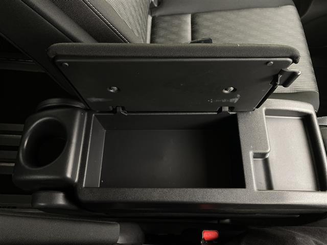 セレナ ハイウェイスターV ワンオーナー 純正SDナビ アラウンドビュー 両側パワースライド 衝突被害軽減ブレーキ LEDヘッドライト フルセグTV ブラインドスポットモニター Bluetooth スマートキー ETC(18枚目)