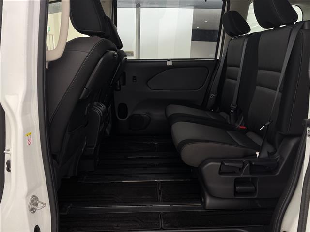 セレナ ハイウェイスターV ワンオーナー 純正SDナビ アラウンドビュー 両側パワースライド 衝突被害軽減ブレーキ LEDヘッドライト フルセグTV ブラインドスポットモニター Bluetooth スマートキー ETC(24枚目)