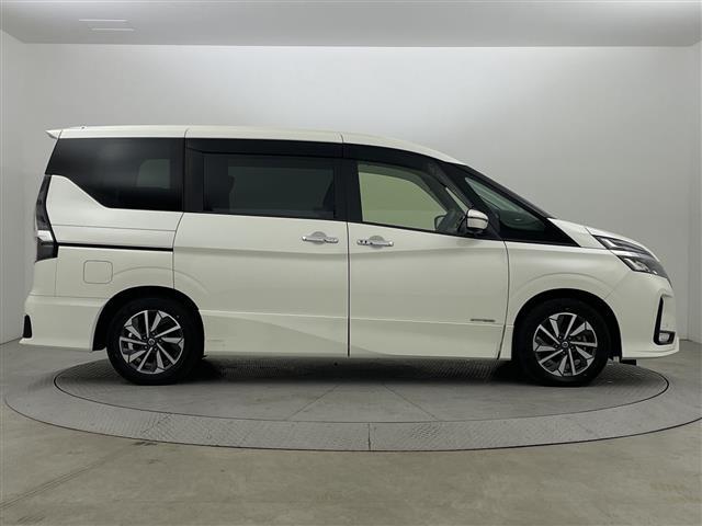 セレナ ハイウェイスターV ワンオーナー 純正SDナビ アラウンドビュー 両側パワースライド 衝突被害軽減ブレーキ LEDヘッドライト フルセグTV ブラインドスポットモニター Bluetooth スマートキー ETC(35枚目)