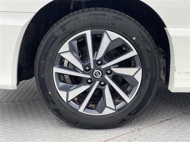 セレナ ハイウェイスターV ワンオーナー 純正SDナビ アラウンドビュー 両側パワースライド 衝突被害軽減ブレーキ LEDヘッドライト フルセグTV ブラインドスポットモニター Bluetooth スマートキー ETC(41枚目)