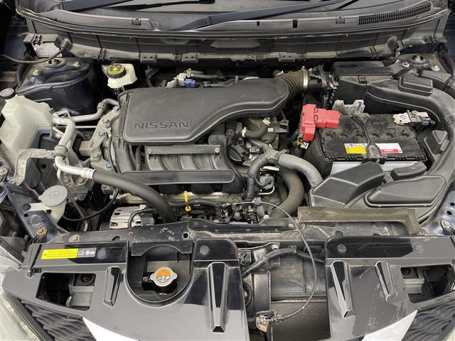 エクストレイル ２０Ｘｔ　エマージェンシーブレーキパッケージ　純正ＳＤナビ　アラウンドビュー　ドラレコ　衝突被害軽減ブレーキ　フルセグＴＶ　ブラインドスポットモニター　Ｂｌｕｅｔｏｏｔｈ　スマートキー　カプロンシート　シートヒーター　ＥＴＣ　パワーバックドア（3枚目）