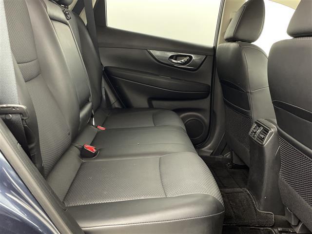 エクストレイル ２０Ｘｔ　エマージェンシーブレーキパッケージ　純正ＳＤナビ　アラウンドビュー　ドラレコ　衝突被害軽減ブレーキ　フルセグＴＶ　ブラインドスポットモニター　Ｂｌｕｅｔｏｏｔｈ　スマートキー　カプロンシート　シートヒーター　ＥＴＣ　パワーバックドア（25枚目）