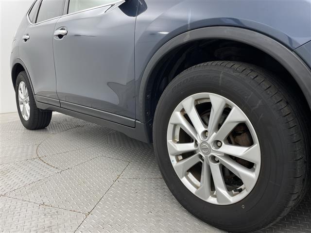 エクストレイル ２０Ｘｔ　エマージェンシーブレーキパッケージ　純正ＳＤナビ　アラウンドビュー　ドラレコ　衝突被害軽減ブレーキ　フルセグＴＶ　ブラインドスポットモニター　Ｂｌｕｅｔｏｏｔｈ　スマートキー　カプロンシート　シートヒーター　ＥＴＣ　パワーバックドア（40枚目）