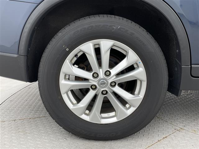 エクストレイル ２０Ｘｔ　エマージェンシーブレーキパッケージ　純正ＳＤナビ　アラウンドビュー　ドラレコ　衝突被害軽減ブレーキ　フルセグＴＶ　ブラインドスポットモニター　Ｂｌｕｅｔｏｏｔｈ　スマートキー　カプロンシート　シートヒーター　ＥＴＣ　パワーバックドア（41枚目）