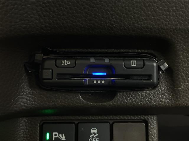 N-BOX L メモリナビ CD SD DVD BTバックカメラ フルセグ 片側パワースライドドア ホンダセンシング(19枚目)