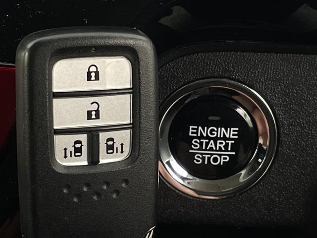 ステップワゴンスパーダ スパーダ ホンダセンシング メモリナビ CD BT DVD フルセグ バックカメラ 両側パワースライドドア LED(6枚目)