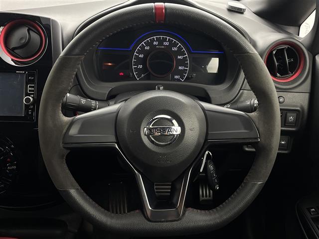 ノート ｅ－パワーニスモ　ＳＤナビ　ＣＤ　ＢＴ　ＥＴＣ　フルセグ　全周囲カメラ　デジタルインナーミラー　ドラレコ（10枚目）