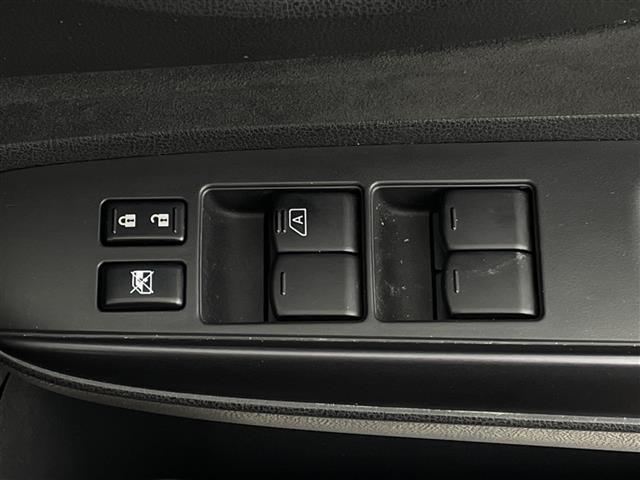 ノート ｅ－パワーニスモ　ＳＤナビ　ＣＤ　ＢＴ　ＥＴＣ　フルセグ　全周囲カメラ　デジタルインナーミラー　ドラレコ（13枚目）