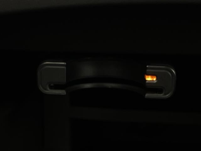 ノート ｅ－パワーニスモ　ＳＤナビ　ＣＤ　ＢＴ　ＥＴＣ　フルセグ　全周囲カメラ　デジタルインナーミラー　ドラレコ（15枚目）