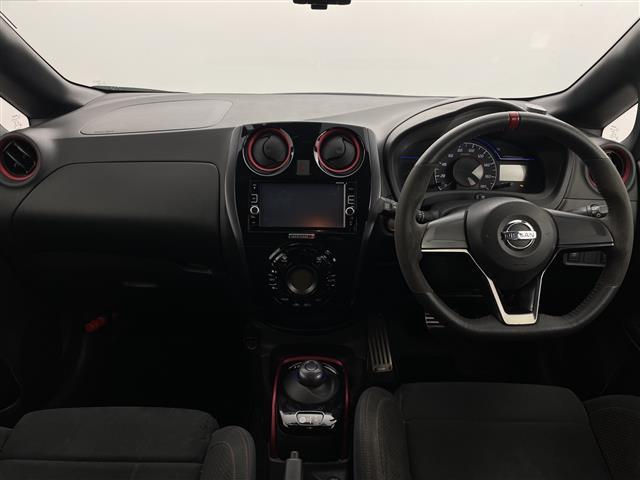 ノート ｅ－パワーニスモ　ＳＤナビ　ＣＤ　ＢＴ　ＥＴＣ　フルセグ　全周囲カメラ　デジタルインナーミラー　ドラレコ（42枚目）