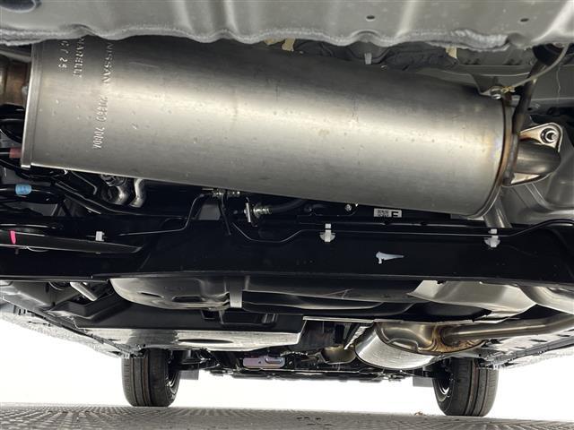 セレナ e-パワー ハイウェイスターV ワンオーナー 純正ナビ アラウンドビュー 衝突被害軽減ブレーキ 両側パワースライドドア フリップダウンモニター デジタルインナーミラー LEDヘッドライト バックモニター フルセグTV BSM(3枚目)