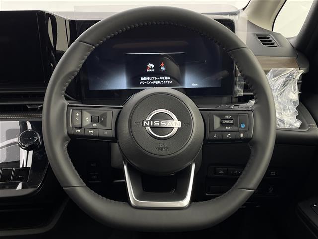 セレナ e-パワー ハイウェイスターV ワンオーナー 純正ナビ アラウンドビュー 衝突被害軽減ブレーキ 両側パワースライドドア フリップダウンモニター デジタルインナーミラー LEDヘッドライト バックモニター フルセグTV BSM(5枚目)