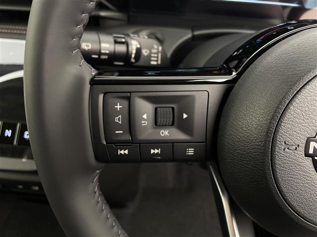 セレナ e-パワー ハイウェイスターV ワンオーナー 純正ナビ アラウンドビュー 衝突被害軽減ブレーキ 両側パワースライドドア フリップダウンモニター デジタルインナーミラー LEDヘッドライト バックモニター フルセグTV BSM(6枚目)