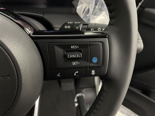 セレナ e-パワー ハイウェイスターV ワンオーナー 純正ナビ アラウンドビュー 衝突被害軽減ブレーキ 両側パワースライドドア フリップダウンモニター デジタルインナーミラー LEDヘッドライト バックモニター フルセグTV BSM(7枚目)