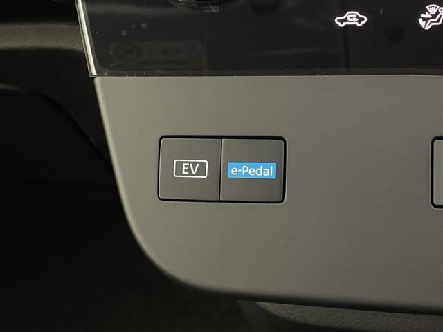 セレナ e-パワー ハイウェイスターV ワンオーナー 純正ナビ アラウンドビュー 衝突被害軽減ブレーキ 両側パワースライドドア フリップダウンモニター デジタルインナーミラー LEDヘッドライト バックモニター フルセグTV BSM(14枚目)