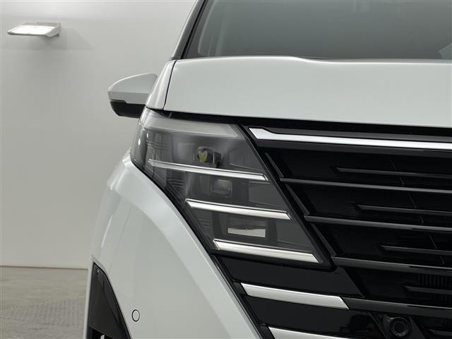 セレナ e-パワー ハイウェイスターV ワンオーナー 純正ナビ アラウンドビュー 衝突被害軽減ブレーキ 両側パワースライドドア フリップダウンモニター デジタルインナーミラー LEDヘッドライト バックモニター フルセグTV BSM(35枚目)