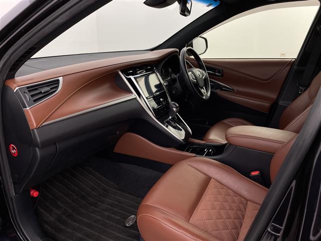 ハリアー プレミアム 9型メモリナビ ハーフレザー LED 純正AW 冬タイヤ付き パワーバックドア バックカメラ ETC(20枚目)