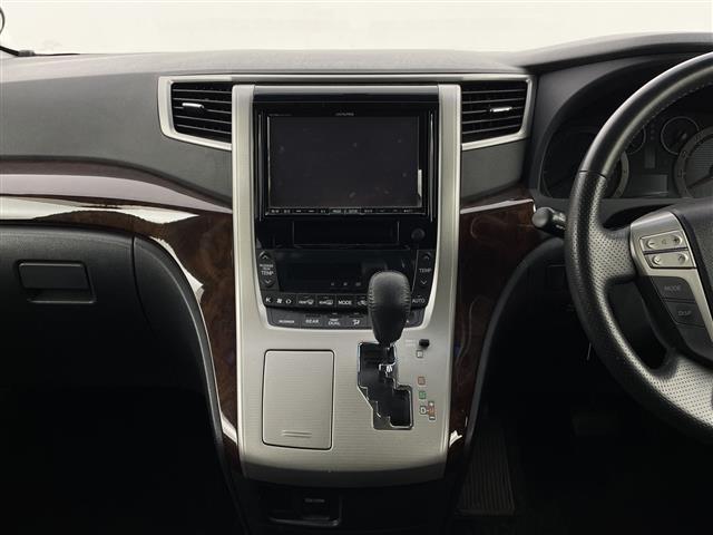 ヴェルファイア 2.4Z 両側パワスラ バックカメラ アルパインナビ 両側パワスラ バックカメラ キセノン 純正AW夏タイヤセット付き(5枚目)