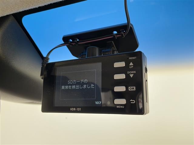 Ｇ・ターボパッケージ　純正ＳＤナビ　フルセグＴＶ　ＣＤ　ＤＶＤ　Ｂｌｕｅｔｏｏｔｈ　バックカメラ　アルミホイール　オートライト　パドルシフト　ＥＴＣ　ドライブレコーダー　ベンチシート　ハーフレザー　アイドリングストップ(10枚目)