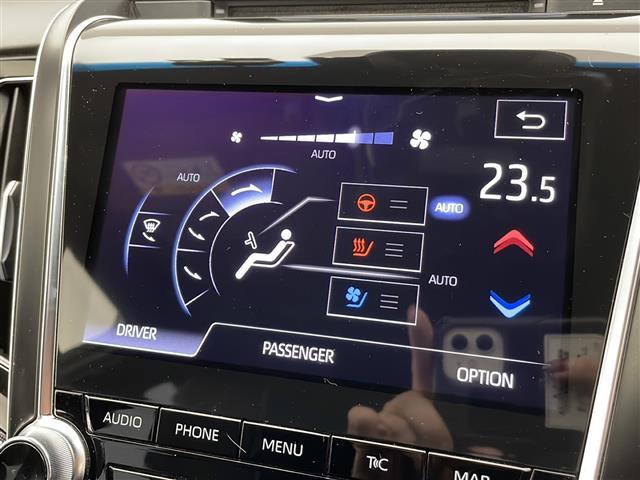 ＲＳアドバンス　衝突軽減システム　純正ＳＤナビ　サンルーフ　本革シート　レーダークルーズコントロール　シートヒーター　エアシート　フルセグＴＶ　ＣＤ　ＤＶＤ　Ｂｌｕｅｔｏｏｔｈ　バックカメラ　パワーシート(13枚目)