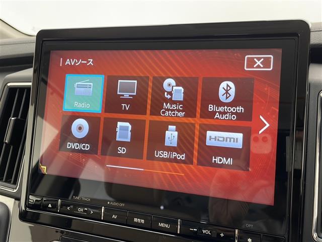 デリカＤ：５ Ｐ　衝突軽減システム　純正ＳＤナビ　ＣＤ　ＤＶＤ　Ｂｌｕｅｔｏｏｔｈ　フルセグＴＶ　レーダークルーズコントロール　全方位カメラ　バックカメラ　両側パワースライド　パワーシート　ブラインドスポットモニター（13枚目）