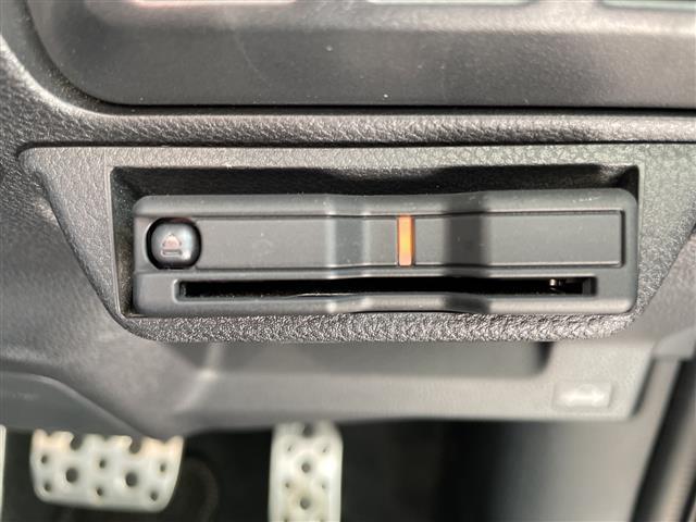 フォレスター アドバンス　アイサイト　純正８型ナビ　ガラスルーフ　レーダークルーズコントロール　シートヒーター　バックカメラ　電動リアゲート　パワーシート　コーナーセンサー　純正アルミホイール　ブラインドスポットモニター（10枚目）
