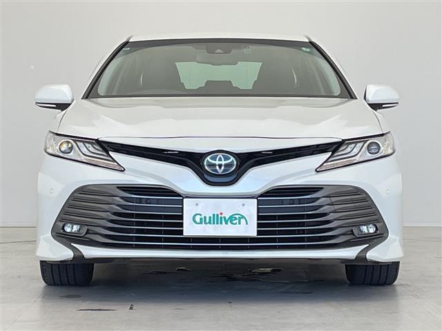 カムリ Ｇレザーパッケージ　トヨタセーフティセンス　純正８型ナビ　レーダークルーズコントロール　シートヒーター　バックカメラ　パワーシート　ヘッドアップディスプレイ　純正１８インチアルミホイール　ブラインドスポットモニター（18枚目）