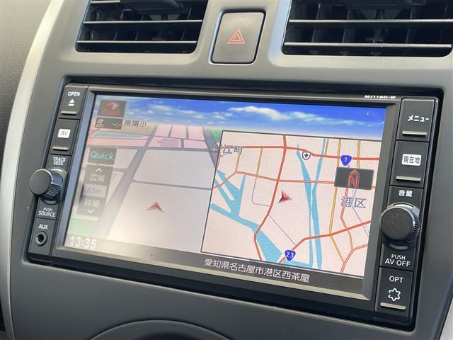マーチ Ｘ　Ｖセレクション　純正ナビ　１４インチアルミホイール　ドライブレコーダー　ＥＴＣ　フルセグ　ＣＤ　Ｂｌｕｅｔｏｏｔｈ　スマートキー　プッシュスタート　横滑り防止装置　アイドリングストップ　純正フロアマット　電動格納ミラ（3枚目）