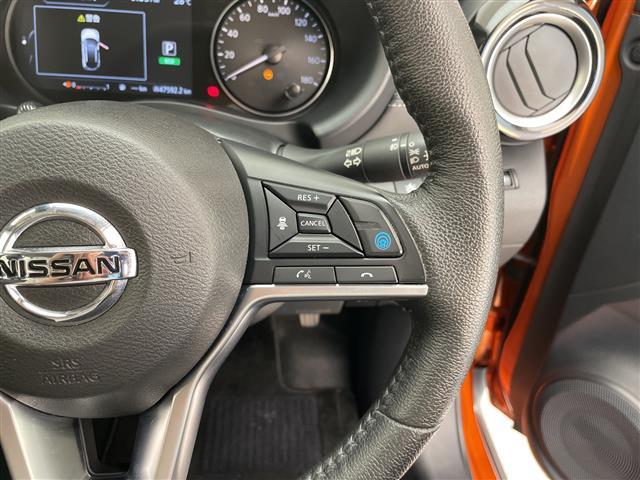 キックス Ｘ　プロパイロット　ＳＯＳコール　純正９型ナビ　ＳＤカードなし　全方位カメラ　クルーズコントロール　シートヒーター　バックカメラ　コーナーセンサー　純正アルミホイール　ルーフレール　ステアリングヒーター（5枚目）