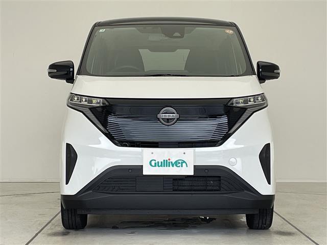 サクラ Ｘ　純正９型ナビ　全方位カメラ　バックカメラ　コーナーセンサー　純正アルミホイール　ＬＥＤヘッドライト　オートライト　ドライブレコーダー　ＥＴＣ　衝突軽減システム　フルセグ　Ｂｌｕｅｔｏｏｔｈ　スマートキ（18枚目）